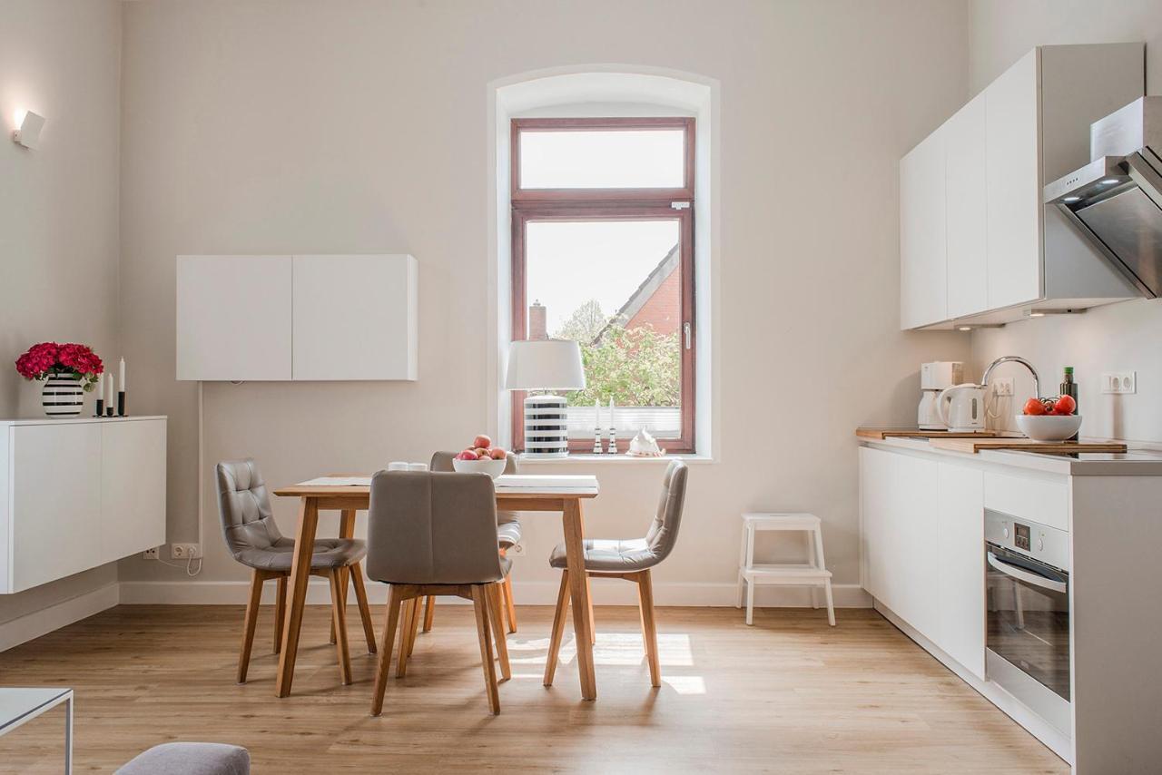 Helle Stuuv Apartment